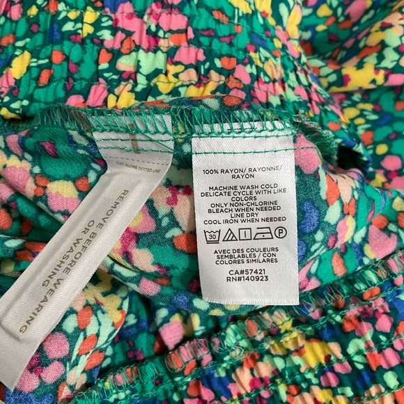 NWT LOFT maxi skirt size L, floral pattern, pull-on styling, center-front vent - Picture 3 of 5